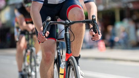 10. edycja Żelaznego Triathlonu. Zmęczenie, pot i szczęście z pokonanego wyzwania  [ZDJĘCIA]