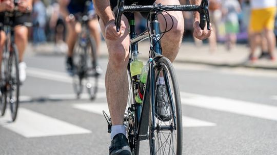 10. edycja Żelaznego Triathlonu. Zmęczenie, pot i szczęście z pokonanego wyzwania  [ZDJĘCIA]