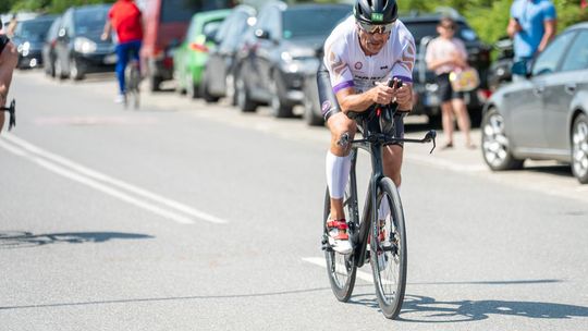 10. edycja Żelaznego Triathlonu. Zmęczenie, pot i szczęście z pokonanego wyzwania  [ZDJĘCIA]