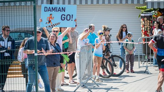 10. edycja Żelaznego Triathlonu. Zmęczenie, pot i szczęście z pokonanego wyzwania  [ZDJĘCIA]