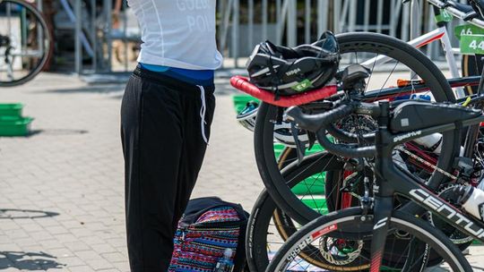 10. edycja Żelaznego Triathlonu. Zmęczenie, pot i szczęście z pokonanego wyzwania  [ZDJĘCIA]