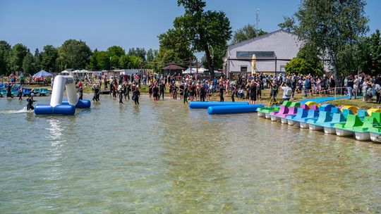 10. edycja Żelaznego Triathlonu. Zmęczenie, pot i szczęście z pokonanego wyzwania  [ZDJĘCIA]