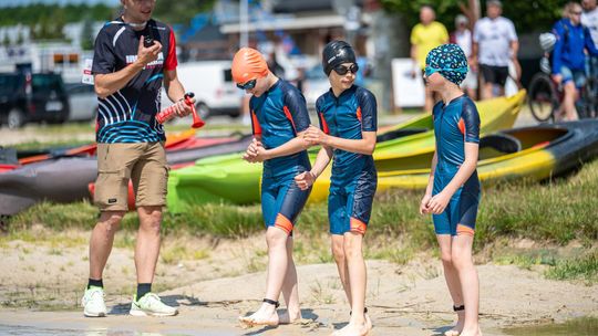 10. edycja Żelaznego Triathlonu. Zmęczenie, pot i szczęście z pokonanego wyzwania  [ZDJĘCIA]