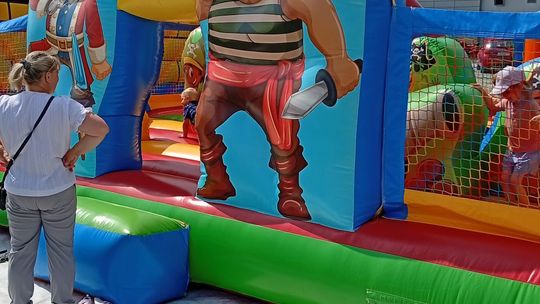 Chełm. Przedszkoliada - radosny dzień przedszkolaków przy hali Miejskiego Ośrodka Sportu i Rekreacji [GALERIA]