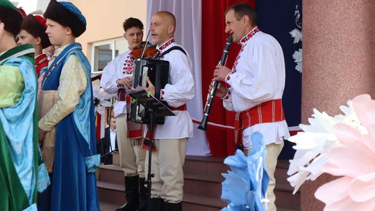 Obchody 100-lecia Szkoły Podstawowej w Woli Uhruskiej [GALERIA ZDJĘĆ]