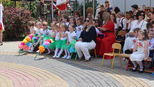 Obchody 100-lecia Szkoły Podstawowej w Woli Uhruskiej [GALERIA ZDJĘĆ]
