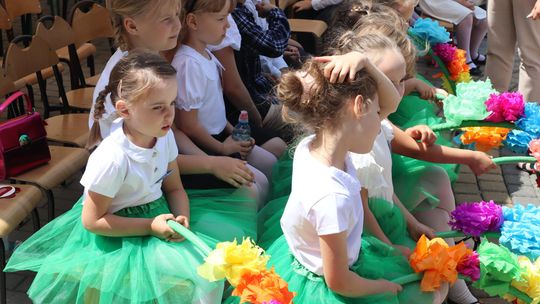 Obchody 100-lecia Szkoły Podstawowej w Woli Uhruskiej [GALERIA ZDJĘĆ]