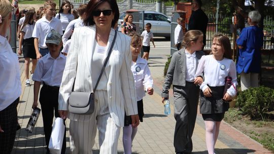 Obchody 100-lecia Szkoły Podstawowej w Woli Uhruskiej [GALERIA ZDJĘĆ]