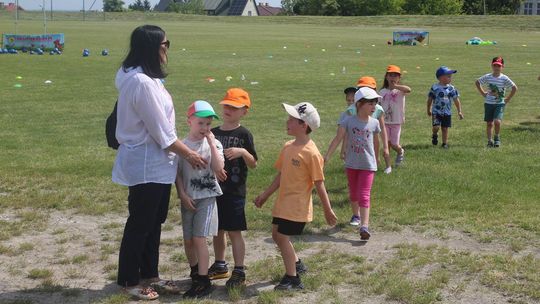 Chełm. Przedszkoliada - radosny dzień przedszkolaków przy hali Miejskiego Ośrodka Sportu i Rekreacji [GALERIA]