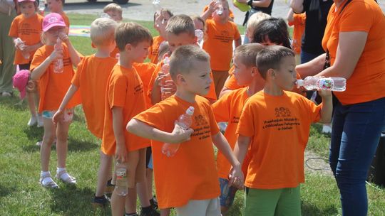 Chełm. Przedszkoliada - radosny dzień przedszkolaków przy hali Miejskiego Ośrodka Sportu i Rekreacji [GALERIA]