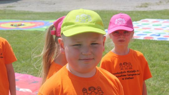 Chełm. Przedszkoliada - radosny dzień przedszkolaków przy hali Miejskiego Ośrodka Sportu i Rekreacji [GALERIA]