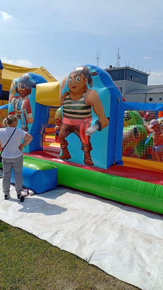 Chełm. Przedszkoliada - radosny dzień przedszkolaków przy hali Miejskiego Ośrodka Sportu i Rekreacji [GALERIA]