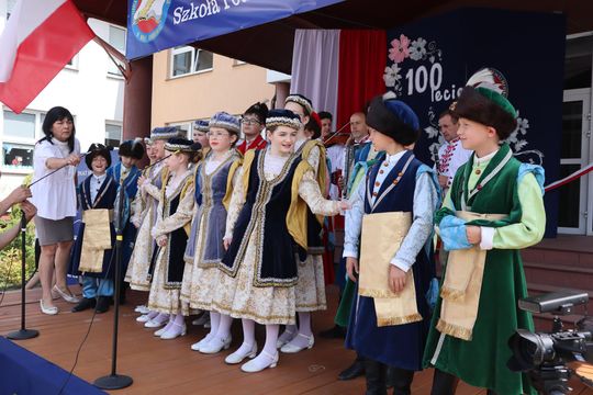 Obchody 100-lecia Szkoły Podstawowej w Woli Uhruskiej [GALERIA ZDJĘĆ]