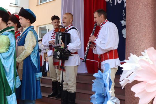 Obchody 100-lecia Szkoły Podstawowej w Woli Uhruskiej [GALERIA ZDJĘĆ]