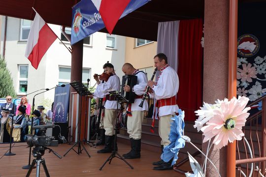 Obchody 100-lecia Szkoły Podstawowej w Woli Uhruskiej [GALERIA ZDJĘĆ]