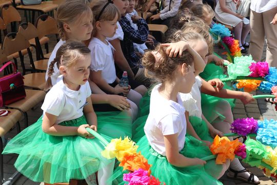 Obchody 100-lecia Szkoły Podstawowej w Woli Uhruskiej [GALERIA ZDJĘĆ]