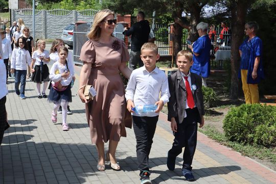 Obchody 100-lecia Szkoły Podstawowej w Woli Uhruskiej [GALERIA ZDJĘĆ]