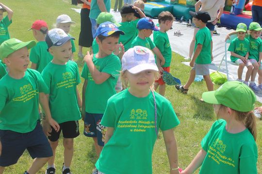 Chełm. Przedszkoliada - radosny dzień przedszkolaków przy hali Miejskiego Ośrodka Sportu i Rekreacji [GALERIA]