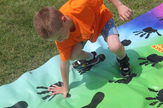 Chełm. Przedszkoliada - radosny dzień przedszkolaków przy hali Miejskiego Ośrodka Sportu i Rekreacji [GALERIA]