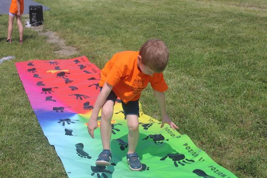 Chełm. Przedszkoliada - radosny dzień przedszkolaków przy hali Miejskiego Ośrodka Sportu i Rekreacji [GALERIA]