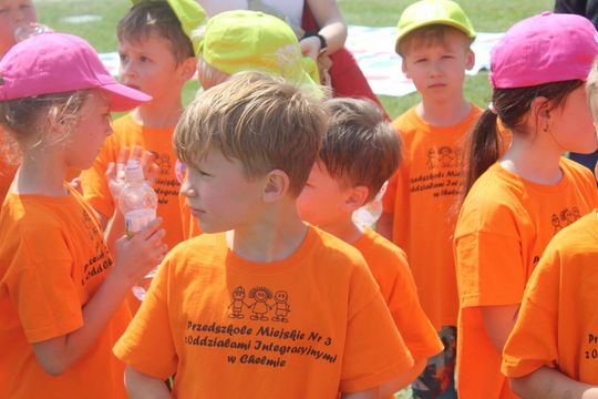 Chełm. Przedszkoliada - radosny dzień przedszkolaków przy hali Miejskiego Ośrodka Sportu i Rekreacji [GALERIA]