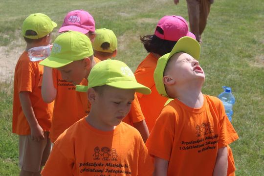 Chełm. Przedszkoliada - radosny dzień przedszkolaków przy hali Miejskiego Ośrodka Sportu i Rekreacji [GALERIA]