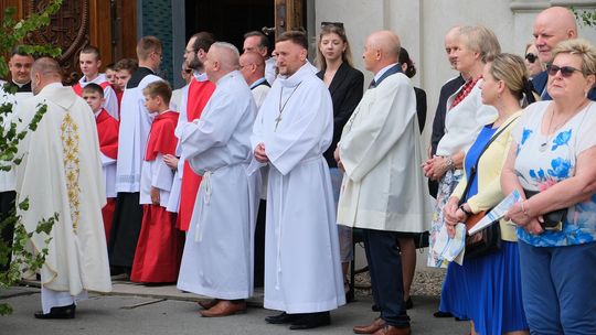 Chełm. Boże Ciało 2025 - uroczysta msza św. w kościele pw. Rozesłania Świętych Apostołów [GALERIA ZDJĘĆ]