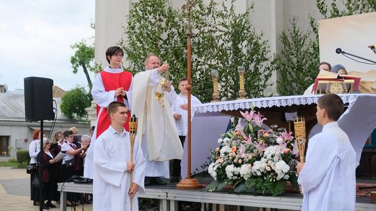 Chełm. Boże Ciało 2025 - uroczysta msza św. w kościele pw. Rozesłania Świętych Apostołów [GALERIA ZDJĘĆ]
