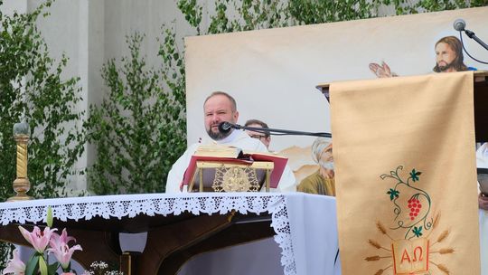 Chełm. Boże Ciało 2025 - uroczysta msza św. w kościele pw. Rozesłania Świętych Apostołów [GALERIA ZDJĘĆ]