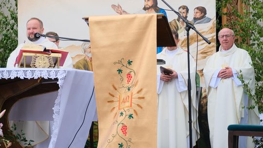 Chełm. Boże Ciało 2025 - uroczysta msza św. w kościele pw. Rozesłania Świętych Apostołów [GALERIA ZDJĘĆ]