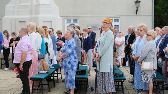 Chełm. Boże Ciało 2025 - uroczysta msza św. w kościele pw. Rozesłania Świętych Apostołów [GALERIA ZDJĘĆ]