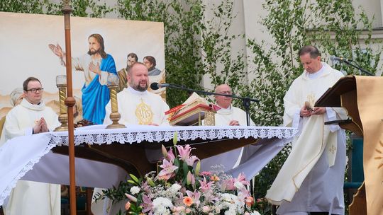 Chełm. Boże Ciało 2025 - uroczysta msza św. w kościele pw. Rozesłania Świętych Apostołów [GALERIA ZDJĘĆ]