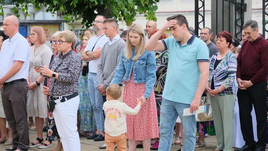 Chełm. Boże Ciało 2025 - uroczysta msza św. w kościele pw. Rozesłania Świętych Apostołów [GALERIA ZDJĘĆ]
