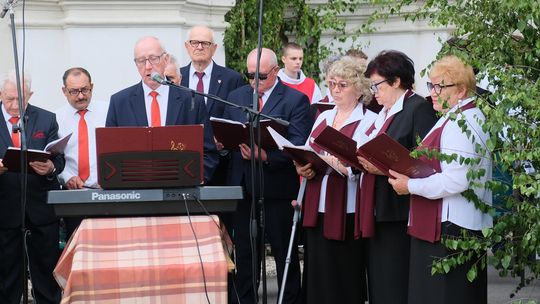 Chełm. Boże Ciało 2025 - uroczysta msza św. w kościele pw. Rozesłania Świętych Apostołów [GALERIA ZDJĘĆ]