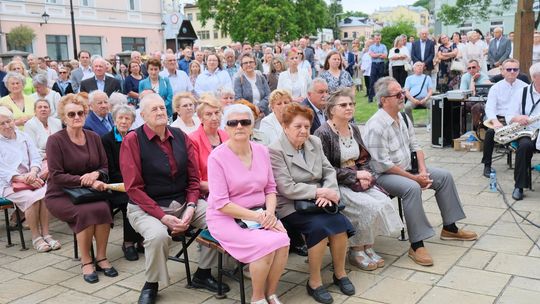 Chełm. Boże Ciało 2025 - uroczysta msza św. w kościele pw. Rozesłania Świętych Apostołów [GALERIA ZDJĘĆ]