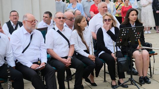 Chełm. Boże Ciało 2025 - uroczysta msza św. w kościele pw. Rozesłania Świętych Apostołów [GALERIA ZDJĘĆ]