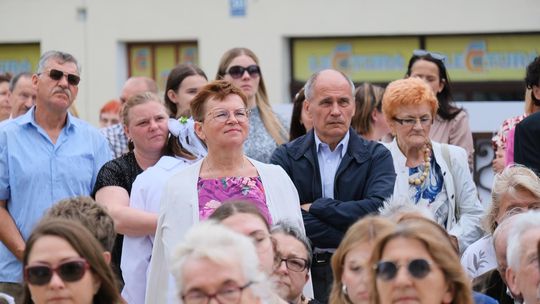 Chełm. Boże Ciało 2025 - uroczysta msza św. w kościele pw. Rozesłania Świętych Apostołów [GALERIA ZDJĘĆ]