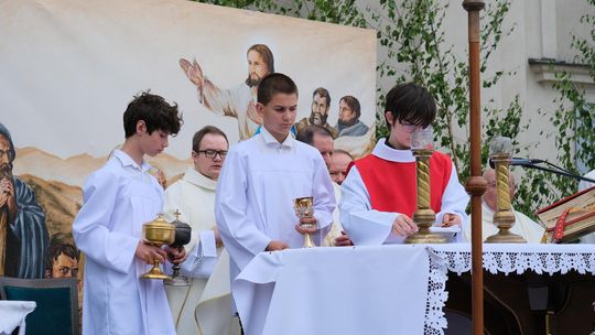 Chełm. Boże Ciało 2025 - uroczysta msza św. w kościele pw. Rozesłania Świętych Apostołów [GALERIA ZDJĘĆ]