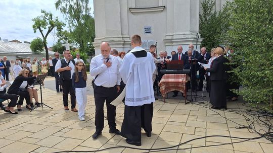 Chełm. Boże Ciało 2025 - uroczysta msza św. w kościele pw. Rozesłania Świętych Apostołów [GALERIA ZDJĘĆ]