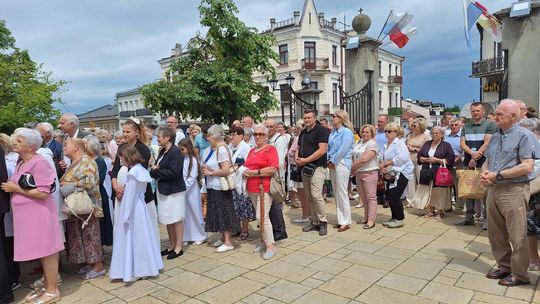 Chełm. Boże Ciało 2025 - uroczysta msza św. w kościele pw. Rozesłania Świętych Apostołów [GALERIA ZDJĘĆ]