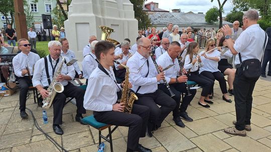 Chełm. Boże Ciało 2025 - uroczysta msza św. w kościele pw. Rozesłania Świętych Apostołów [GALERIA ZDJĘĆ]