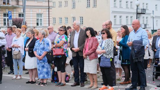 Chełm. Boże Ciało 2025 - uroczysta procesja w centrum miasta [GALERIA ZDJĘĆ]