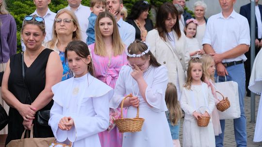 Chełm. Boże Ciało 2025 - uroczysta procesja w centrum miasta [GALERIA ZDJĘĆ]