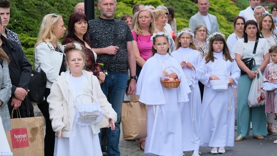 Chełm. Boże Ciało 2025 - uroczysta procesja w centrum miasta [GALERIA ZDJĘĆ]