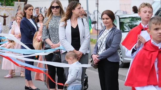 Chełm. Boże Ciało 2025 - uroczysta procesja w centrum miasta [GALERIA ZDJĘĆ]