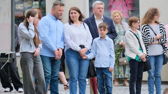 Chełm. Boże Ciało 2025 - uroczysta procesja w centrum miasta [GALERIA ZDJĘĆ]