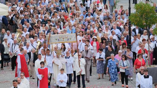 Chełm. Boże Ciało 2025 - uroczysta procesja w centrum miasta [GALERIA ZDJĘĆ]