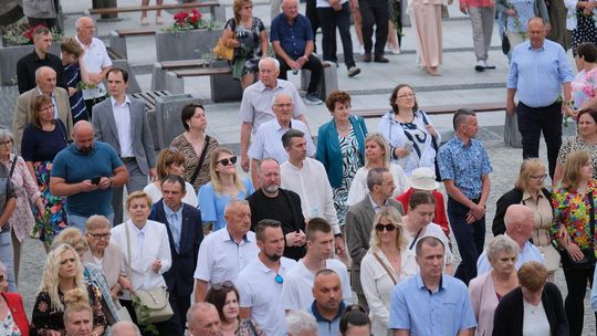 Chełm. Boże Ciało 2025 - uroczysta procesja w centrum miasta [GALERIA ZDJĘĆ]