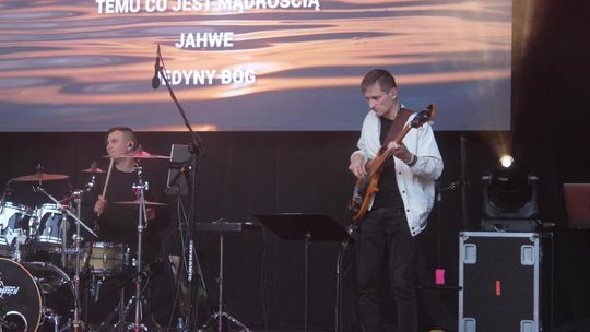 Chełm. Wieczór Chwały "W Nim jest życie" w Amfiteatrze w Kumowej Dolinie [GALERIA ZDJĘĆ]