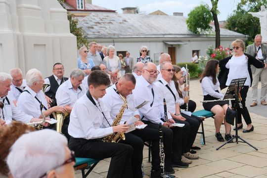 Chełm. Boże Ciało 2025 - uroczysta msza św. w kościele pw. Rozesłania Świętych Apostołów [GALERIA ZDJĘĆ]